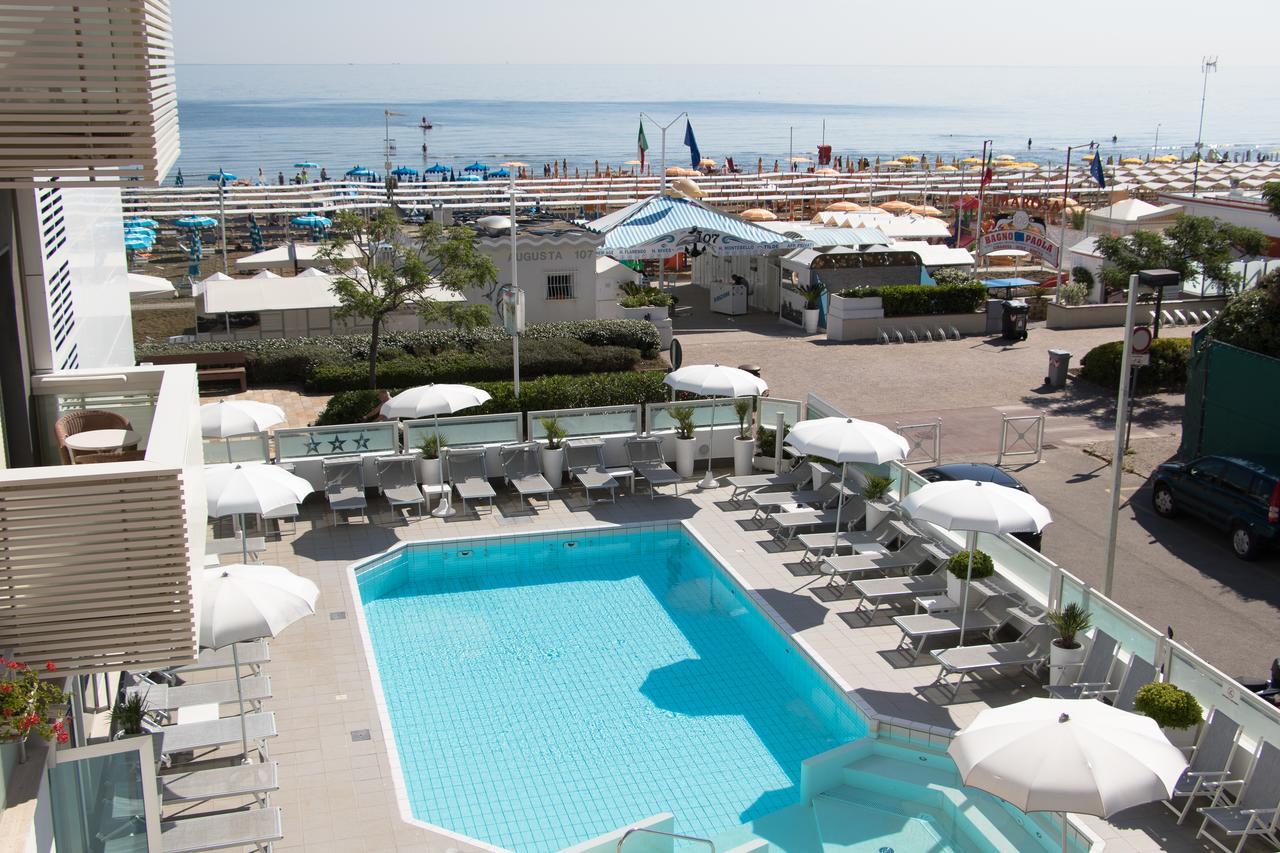 Club Hotel Річчоне Екстер'єр фото